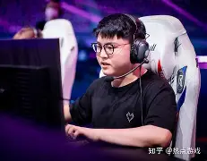 FNC力克DRX，Uzi打出惊人五杀激烈交锋成都决赛之夜，点燃全场激情