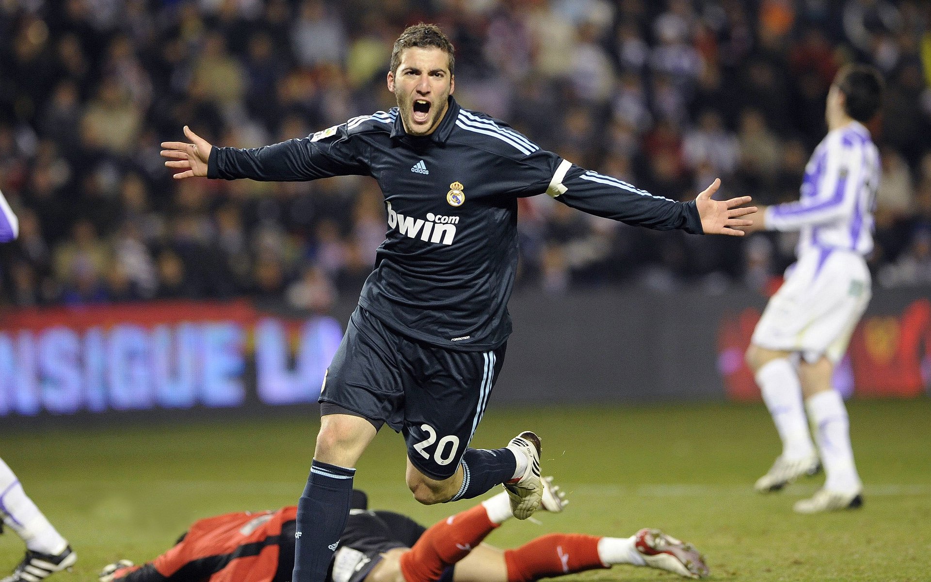 惊愕夜!意甲欧冠区洗牌,一场非典型击溃背后的暗流涌动