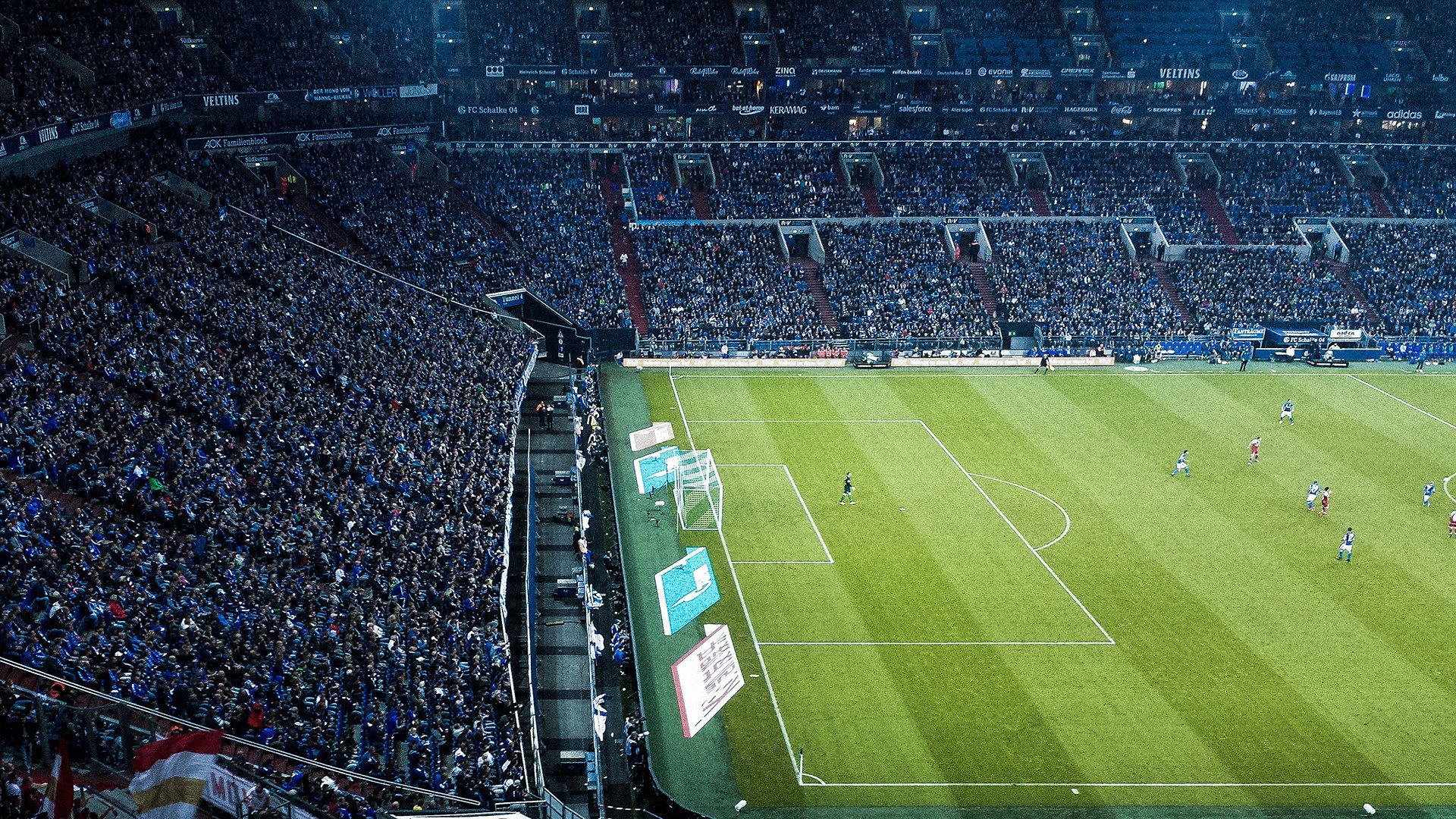 绝命五分钟!霍勒迪关键节点连轰两弹,德甲争冠夜上演逆转史诗