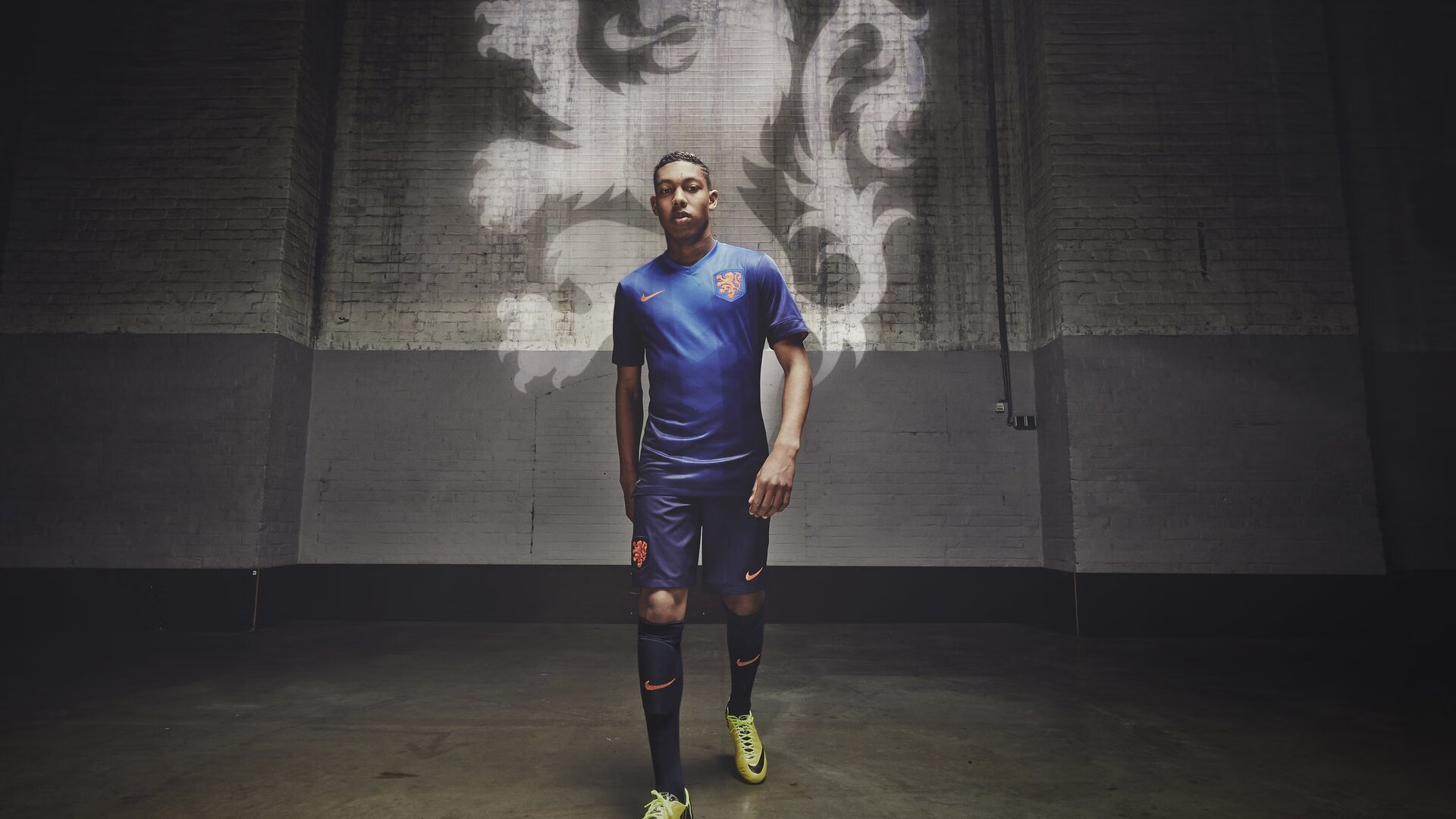 狂胜背后的孤独独舞，弗拉霍维奇用一剑封喉，在年度焦点战宣告谁才是圣西罗的真核